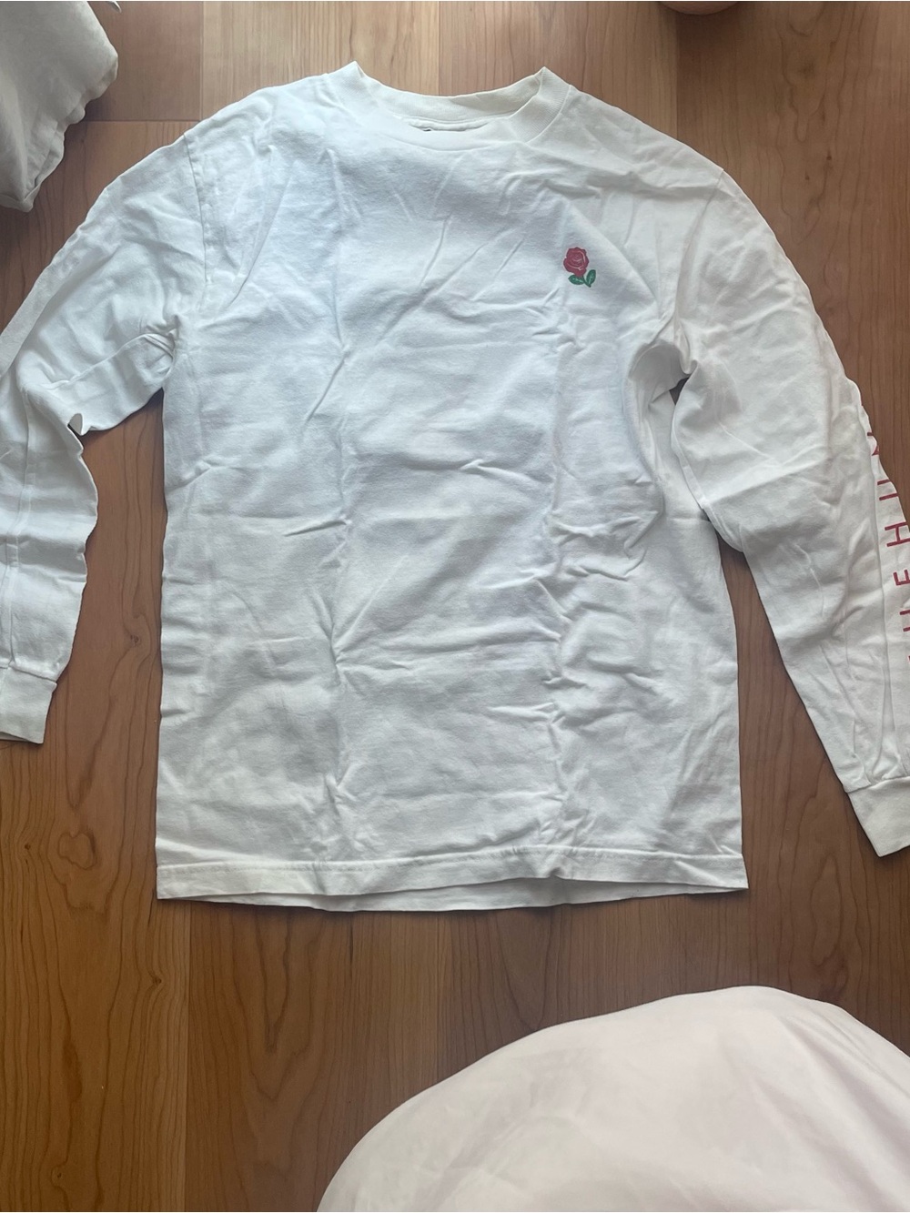 The Hundred’s White Long Sleeve small rose details XS